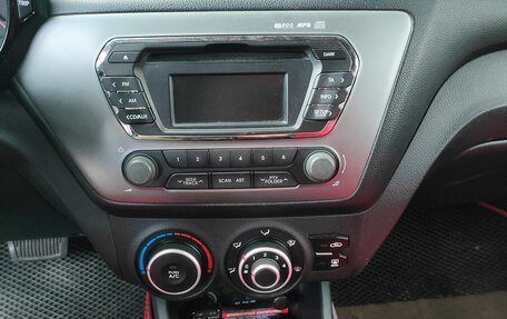 KIA Rio III рестайлинг, 2014 год, 1 000 000 рублей, 10 фотография