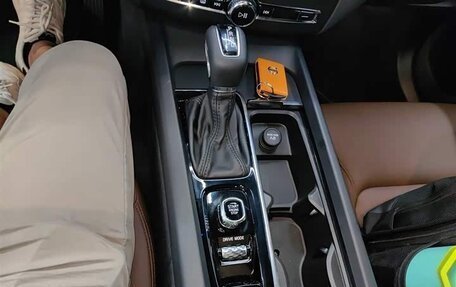 Volvo XC60 II, 2021 год, 2 900 100 рублей, 16 фотография