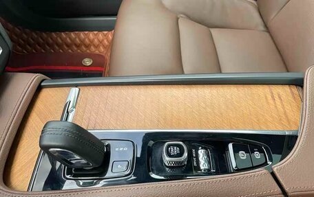 Volvo S90 II рестайлинг, 2021 год, 3 300 000 рублей, 5 фотография