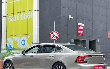 Volvo S90 II рестайлинг, 2021 год, 3 300 000 рублей, 9 фотография