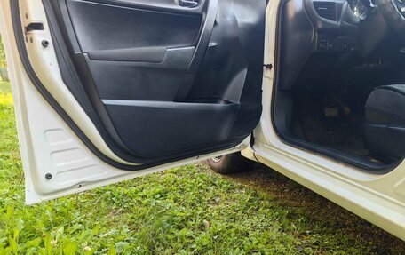 Toyota Corolla, 2013 год, 1 300 000 рублей, 17 фотография