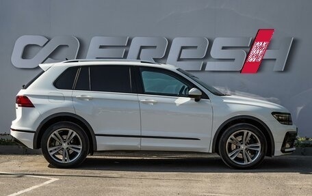Volkswagen Tiguan II, 2018 год, 2 590 000 рублей, 5 фотография