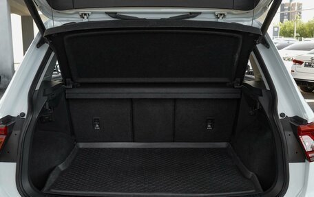 Volkswagen Tiguan II, 2018 год, 2 590 000 рублей, 20 фотография