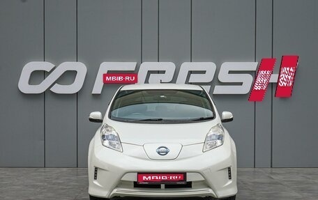 Nissan Leaf I, 2014 год, 698 000 рублей, 3 фотография