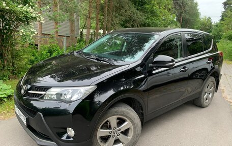 Toyota RAV4, 2015 год, 1 500 000 рублей, 2 фотография