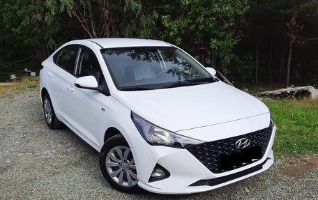 Hyundai Solaris II рестайлинг, 2020 год, 1 590 000 рублей, 4 фотография