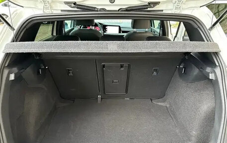 Volkswagen Golf VIII, 2022 год, 1 880 000 рублей, 20 фотография