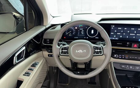 KIA Carnival, 2024 год, 3 896 555 рублей, 7 фотография
