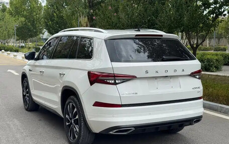 Skoda Kodiaq I, 2022 год, 2 777 777 рублей, 6 фотография