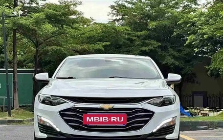 Chevrolet Malibu IX, 2022 год, 1 420 000 рублей, 2 фотография