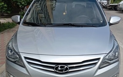 Hyundai Solaris II рестайлинг, 2015 год, 1 075 000 рублей, 1 фотография