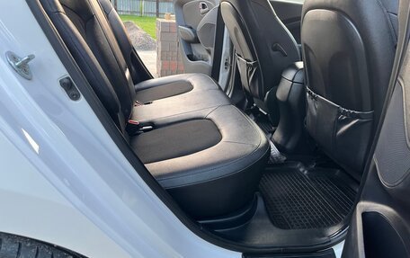 Hyundai ix35 I рестайлинг, 2014 год, 1 250 000 рублей, 10 фотография