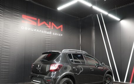 Renault Sandero II рестайлинг, 2017 год, 1 569 000 рублей, 6 фотография