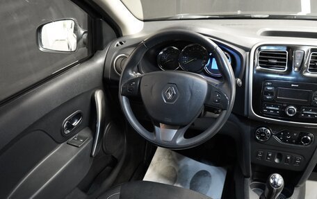 Renault Sandero II рестайлинг, 2017 год, 1 569 000 рублей, 10 фотография