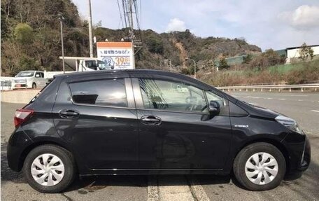 Toyota Vitz, 2019 год, 894 000 рублей, 8 фотография
