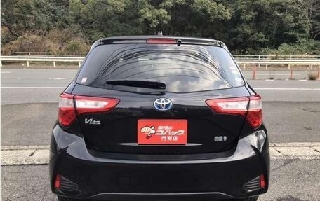 Toyota Vitz, 2019 год, 894 000 рублей, 5 фотография