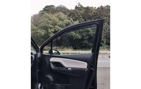 Toyota Vitz, 2019 год, 894 000 рублей, 21 фотография