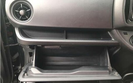Toyota Vitz, 2019 год, 894 000 рублей, 24 фотография