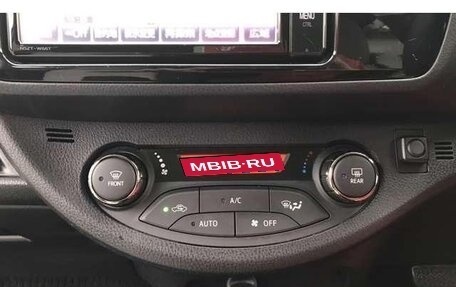 Toyota Vitz, 2019 год, 894 000 рублей, 17 фотография