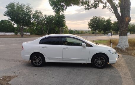 Honda Civic VIII, 2008 год, 750 000 рублей, 3 фотография