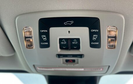 Toyota Sienna, 2021 год, 3 400 000 рублей, 6 фотография