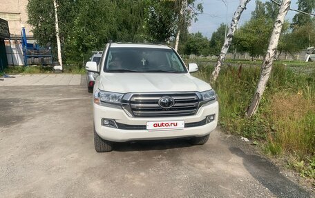 Toyota Land Cruiser 200, 2020 год, 7 900 000 рублей, 2 фотография
