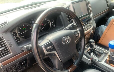 Toyota Land Cruiser 200, 2020 год, 7 900 000 рублей, 16 фотография