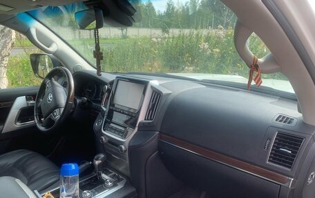 Toyota Land Cruiser 200, 2020 год, 7 900 000 рублей, 12 фотография