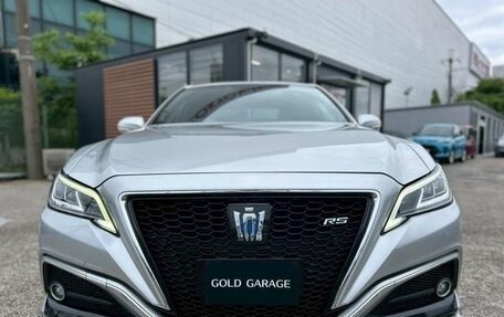 Toyota Crown, 2022 год, 2 880 000 рублей, 3 фотография
