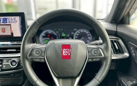 Toyota Crown, 2022 год, 2 880 000 рублей, 10 фотография