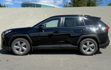 Toyota RAV4, 2021 год, 3 499 000 рублей, 5 фотография