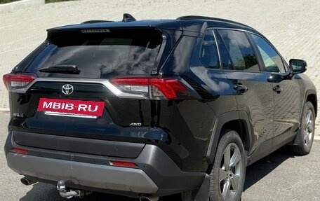 Toyota RAV4, 2021 год, 3 499 000 рублей, 3 фотография