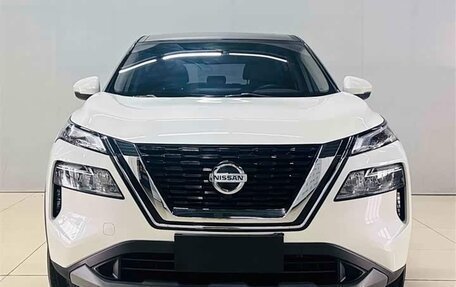 Nissan X-Trail, 2022 год, 2 105 000 рублей, 2 фотография