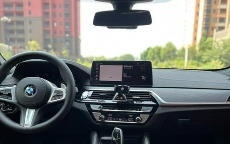 BMW 5 серия, 2021 год, 3 040 006 рублей, 8 фотография