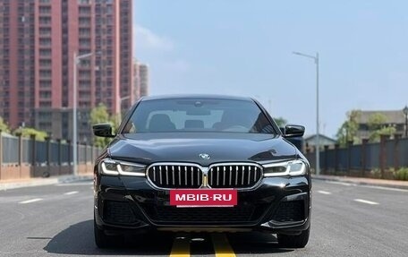 BMW 5 серия, 2021 год, 3 040 006 рублей, 2 фотография