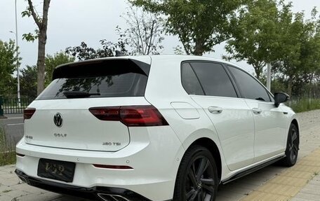 Volkswagen Golf VIII, 2022 год, 1 600 000 рублей, 6 фотография