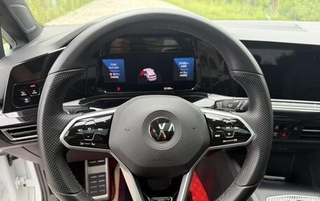Volkswagen Golf VIII, 2022 год, 1 600 000 рублей, 10 фотография
