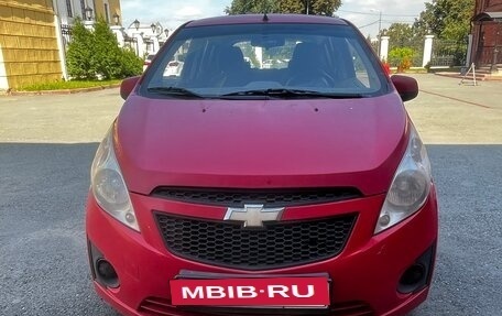 Chevrolet Spark III, 2012 год, 645 000 рублей, 2 фотография