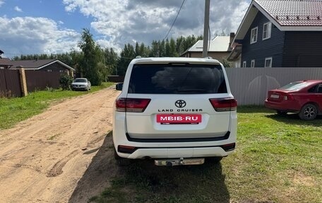 Toyota Land Cruiser, 2022 год, 10 000 000 рублей, 6 фотография