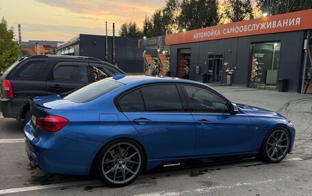 BMW 3 серия, 2016 год, 2 800 000 рублей, 3 фотография