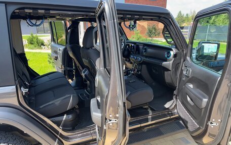 Jeep Wrangler, 2022 год, 7 290 000 рублей, 10 фотография