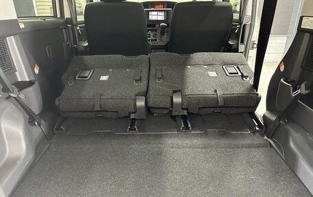 Toyota Roomy I, 2018 год, 843 000 рублей, 8 фотография