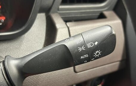 Toyota Roomy I, 2018 год, 843 000 рублей, 17 фотография
