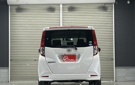 Toyota Roomy I, 2018 год, 843 000 рублей, 13 фотография