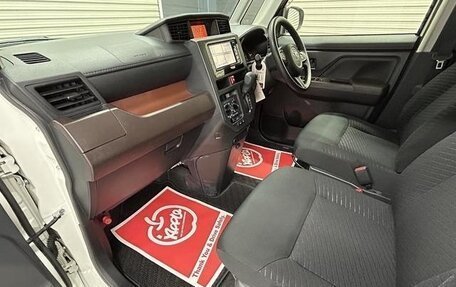 Toyota Roomy I, 2018 год, 843 000 рублей, 23 фотография