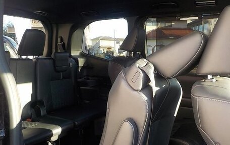 Toyota Noah, 2022 год, 2 140 000 рублей, 24 фотография