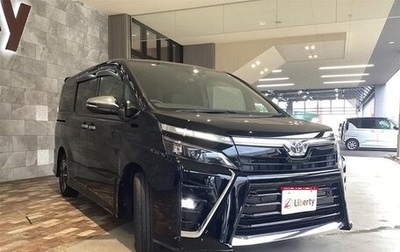 Toyota Voxy III, 2021 год, 2 050 000 рублей, 1 фотография