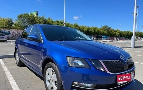 Skoda Octavia, 2019 год, 1 900 000 рублей, 3 фотография