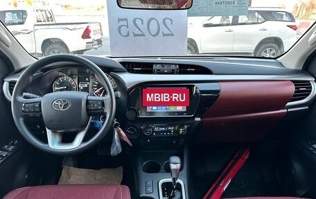 Toyota Hilux VIII, 2025 год, 4 892 000 рублей, 2 фотография
