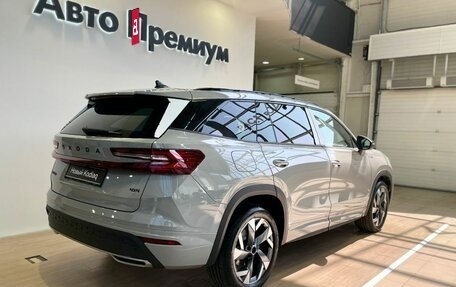 Skoda Kodiaq, 2025 год, 5 300 000 рублей, 5 фотография